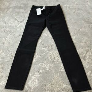 NWT Ann Taylor Curvy Fit Skinny Jeans (Size 0)